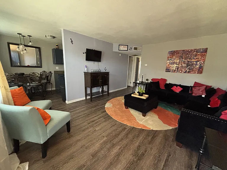213 Jefferson Ave #4 — Photo 16