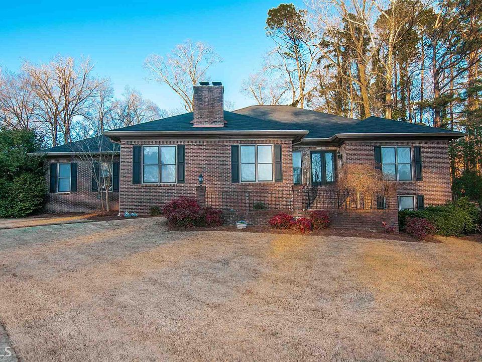 1st image of 16 Darcee Ct