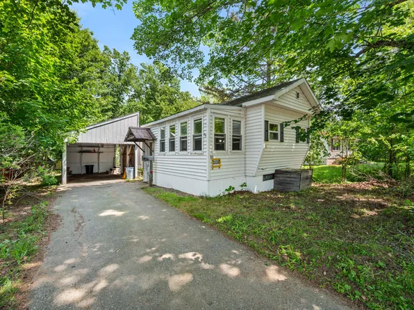 25 Summer Street, Norway, ME 04268