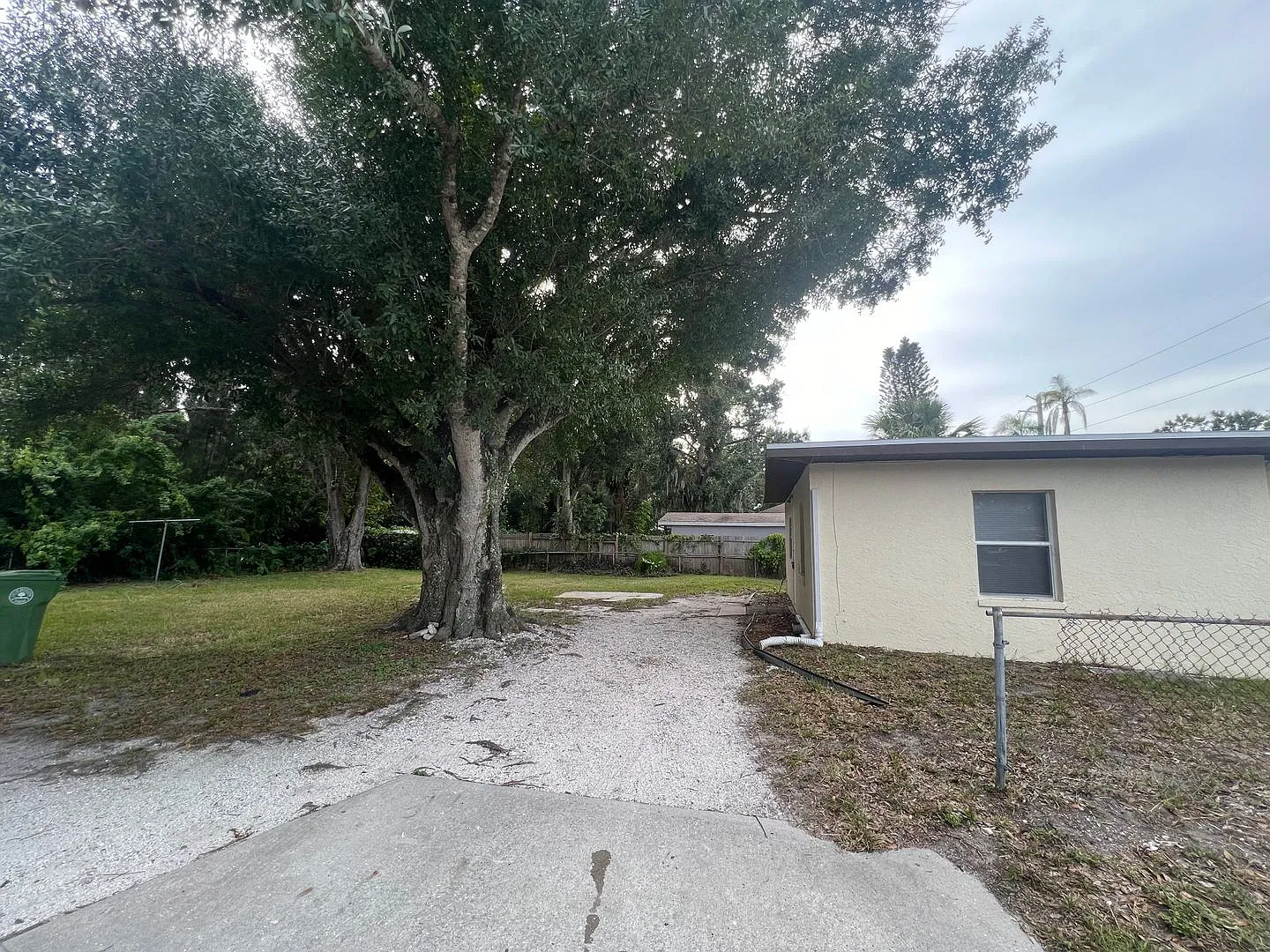 Nice Corner Lot — Photo 2