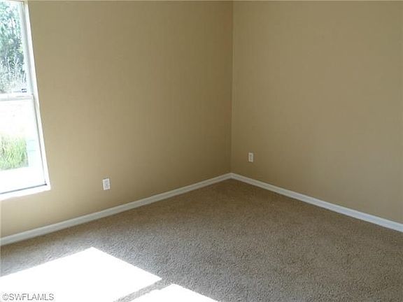 4th image of 836 Grenada Ave