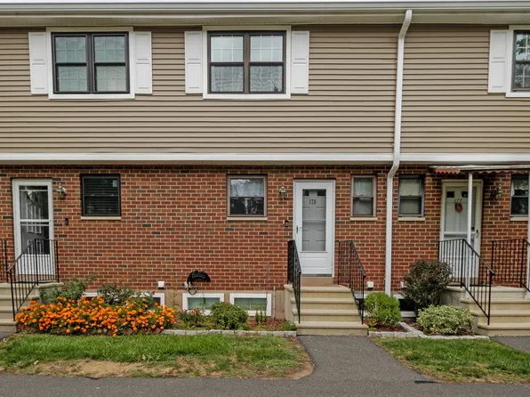 179 Hampton Court #179, Newington, CT 06111