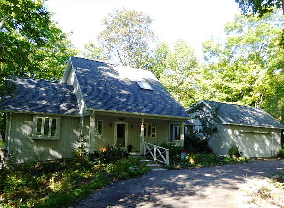 2nd image of 10869 Trillium Ln