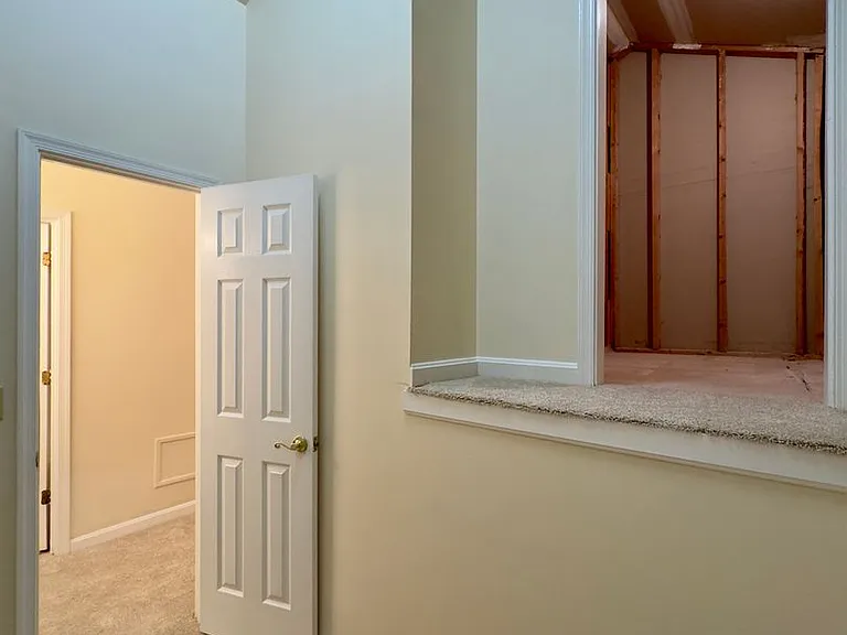 53 Cedarwood Cir — Photo 15