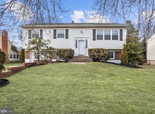 211 Winston Rd, Mount Laurel, NJ 08054