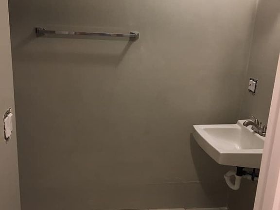 1/2 bath newly re-finished