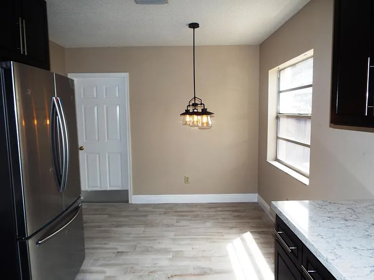 1268 Pinetta Cir — Photo 5