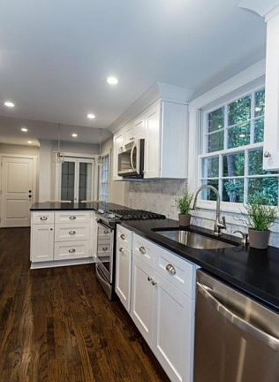 4th image of 2268 Bry Mar Dr