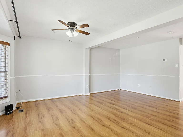 8000 Brightlight Pl — Photo 12