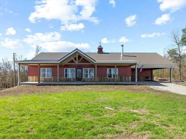 50 Deere Pointe Dr, Dawson Springs, KY 42408