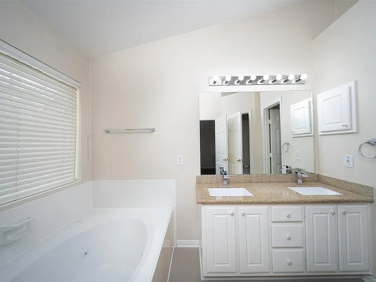 18 Painted Canyon Pl — Photo 13
