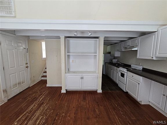 2nd image of 901 Hargrove Rd APT 32