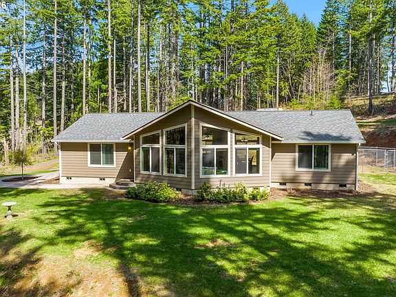 2nd image of 1452 Lacock Kelchner Rd