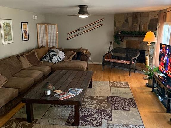 4th image of 1387 E Hollow Dale Dr
