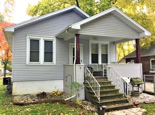 808 N Busey Ave, Urbana, IL 61801