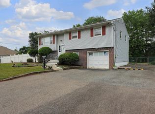 14 Jackson Ave, South Plainfield, NJ