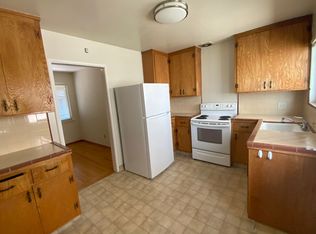 650 Oak Grove Ave #3, Menlo Park, CA 94025