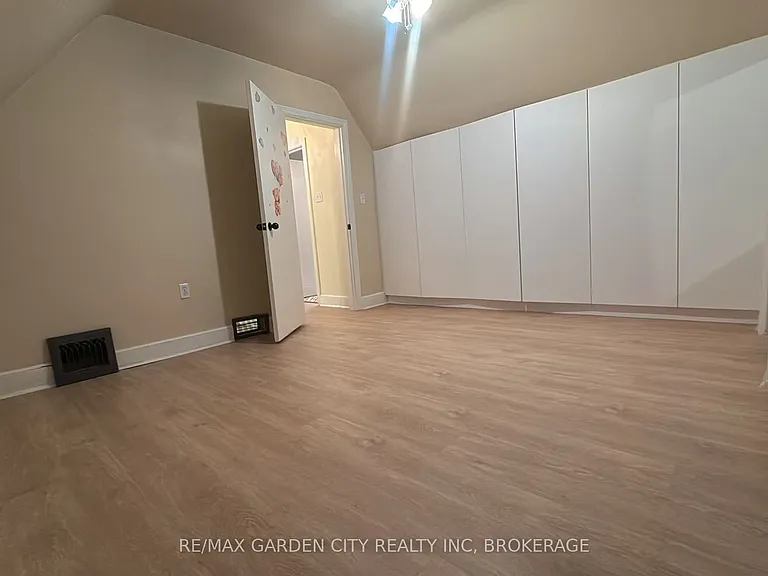 56 South Dr — Photo 22