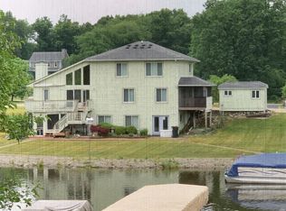 1148 Arthurs Ct, Pinckney, MI