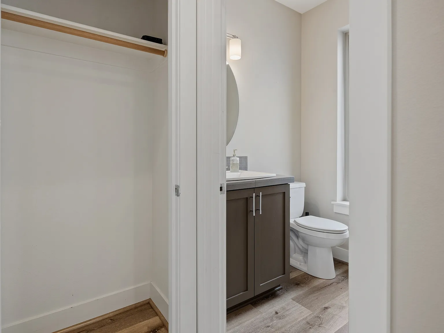 4 bed, 3.5 bath, 1583 sqft, $2,700 — Photo 3