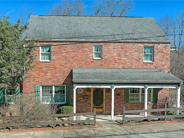 102 Earl Dr, Trafford, PA 15085