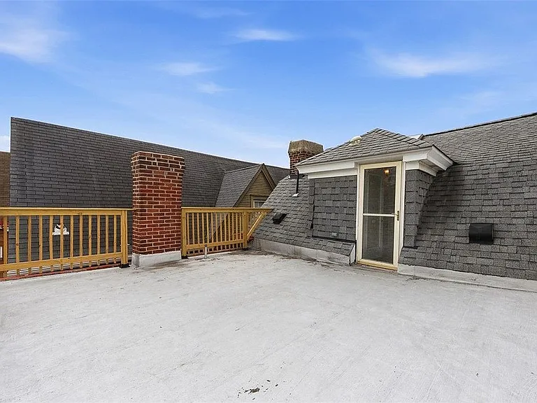 315 S Evaline St #2 — Photo 16