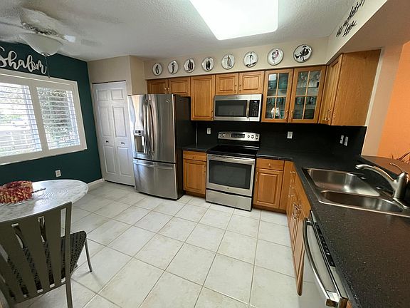3rd image of 12565 Imperial Isles Drive #108