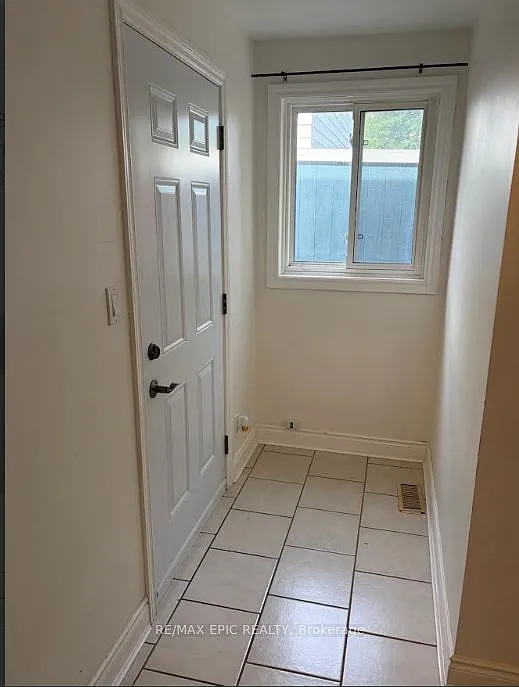 2 bed, $2,000 — Photo 4