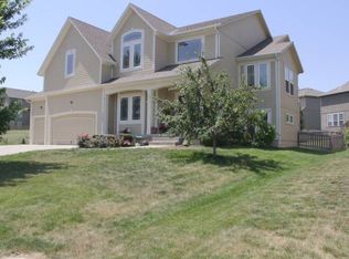 23602 W 52nd Ter, Shawnee, KS 66226