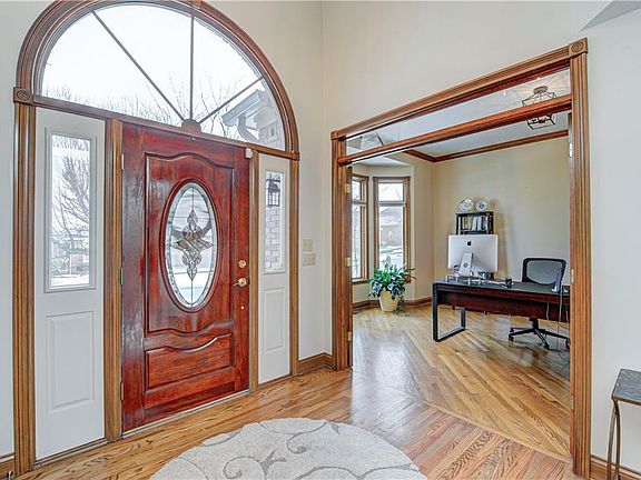 3rd image of 6535 Shamel Dr