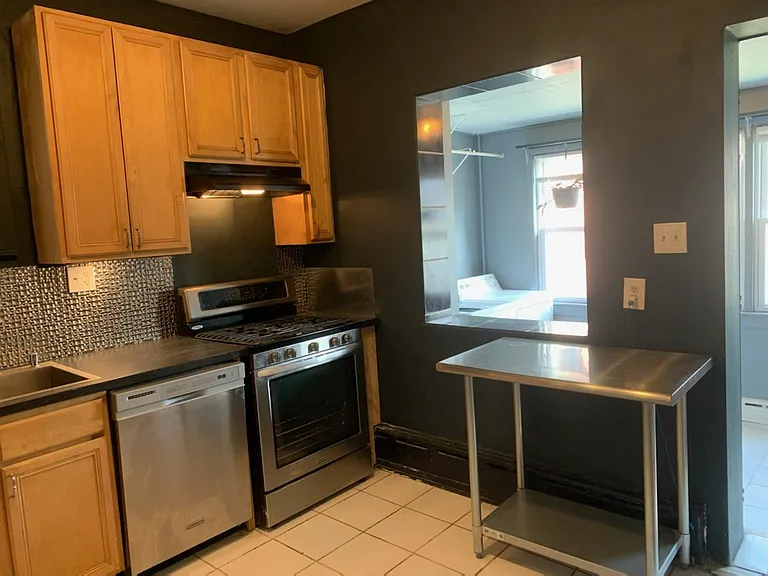 4105 W Barry Ave #1 — Photo 5