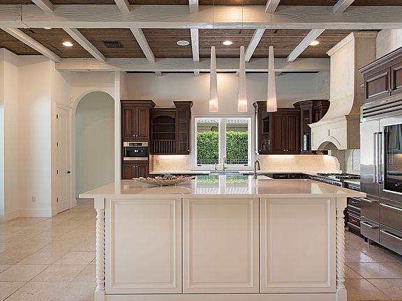5th image of 24071 Tuscany Ct