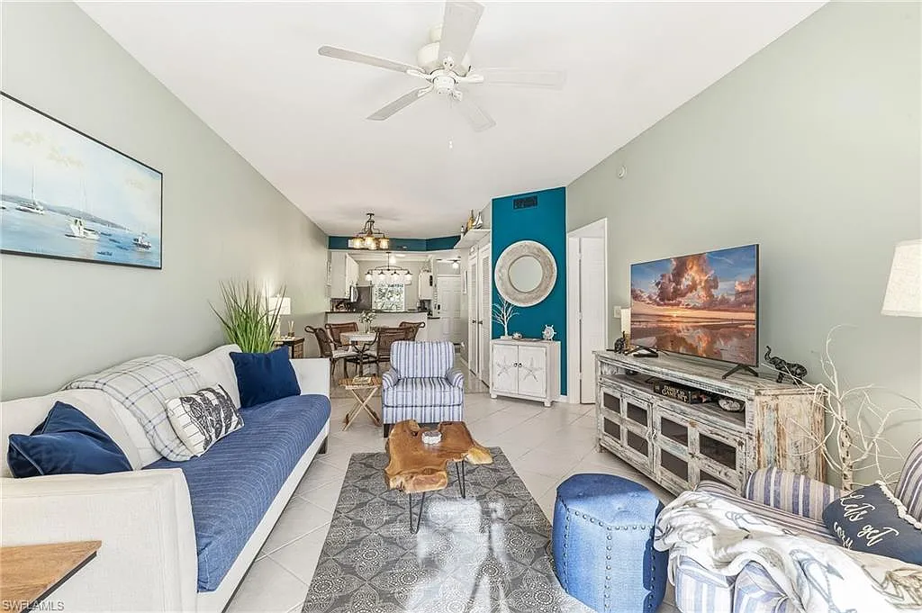 2 bed, 2.0 bath, 1066 sqft, $5,000 — Photo 2