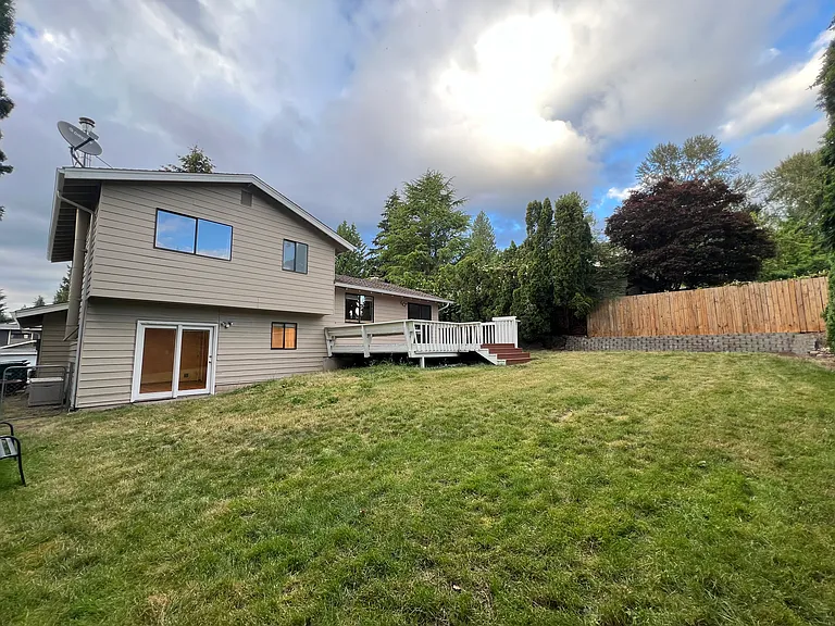 11239 SE 324th St — Photo 19