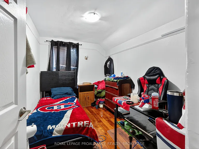 407 Bagot St #1 — Photo 12