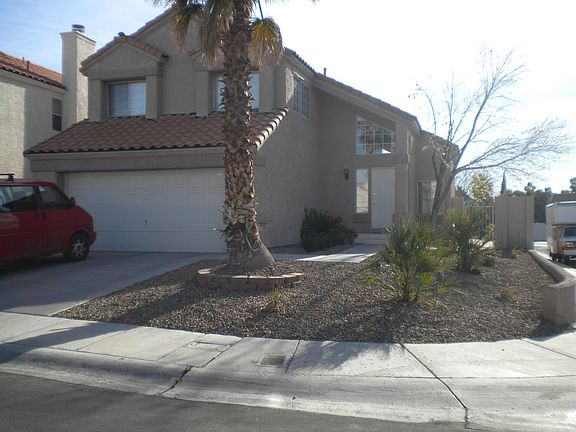 2nd image of 2728 Kennington Cir