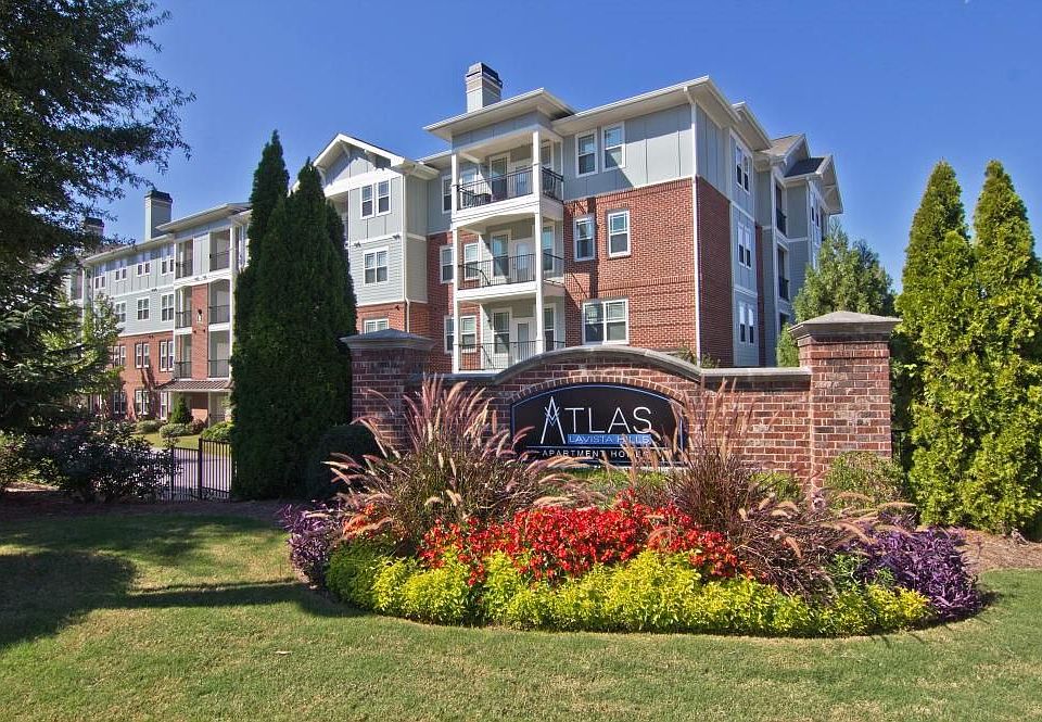 1st image of 2200 Parklake Dr
