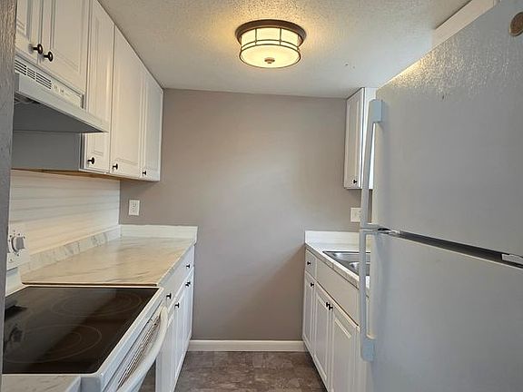 4th image of 311 Country Club Oval APT 112