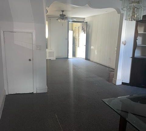 5th image of 1548 N Alden St