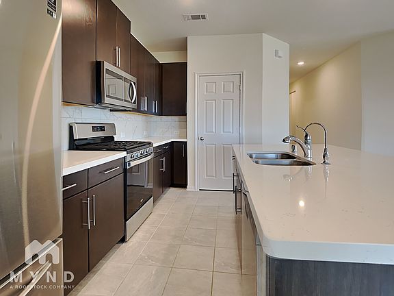 5th image of 25903 Crayk Creek Ct