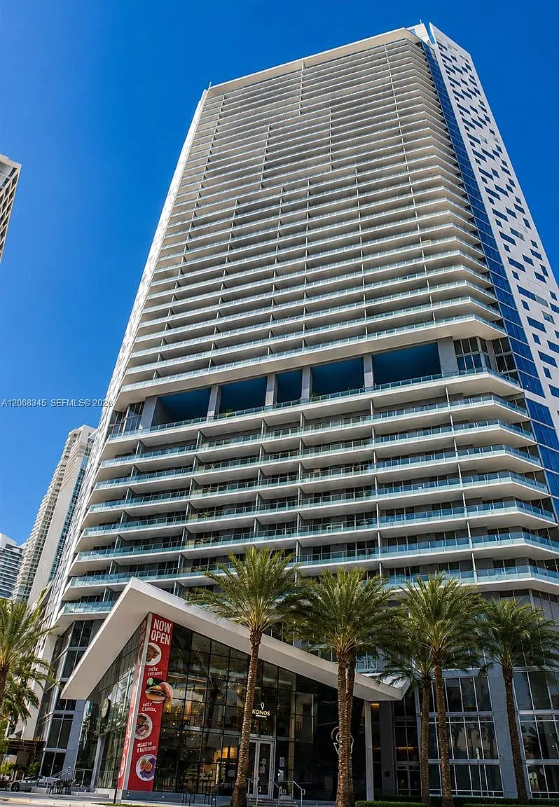 Brickellhouse Condo — Photo 1
