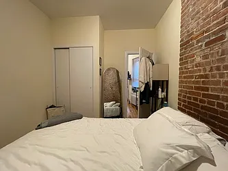 Rented by HOLTON REAL ESTATE INC.