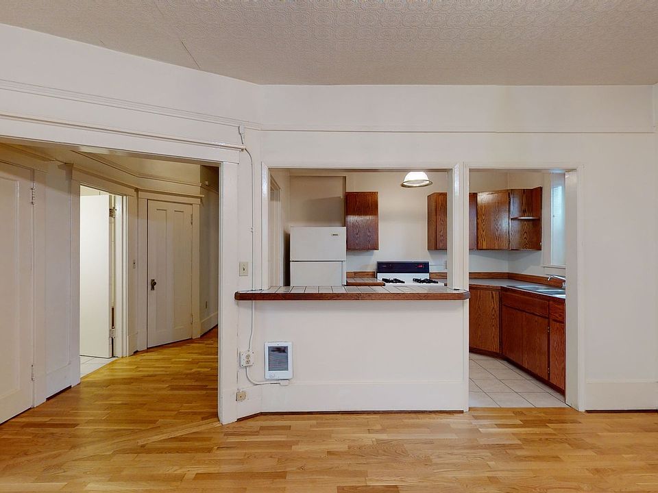 1st image of 215 S G St APT 8