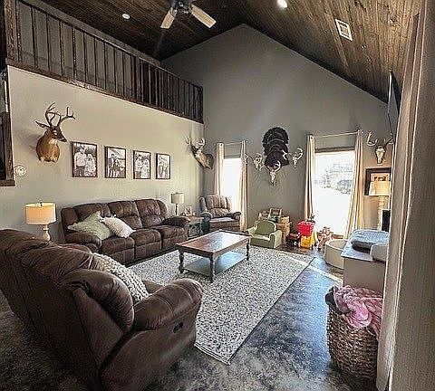 3rd image of 581 Stuart Island Rd