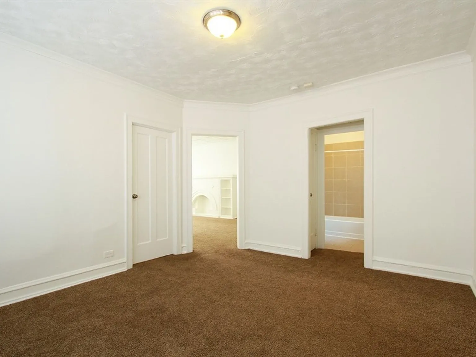 7956 S Burnham — Photo 4