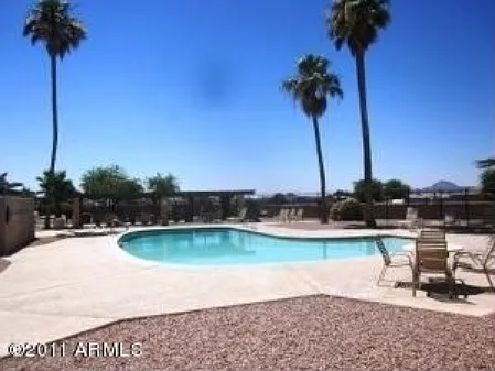 Mesa Riverview Townhome — Photo 2