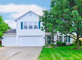 10631 Pleasant View Ln, Fishers, IN 46038