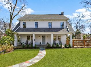 24 Pell Pl, New Rochelle, NY 10804