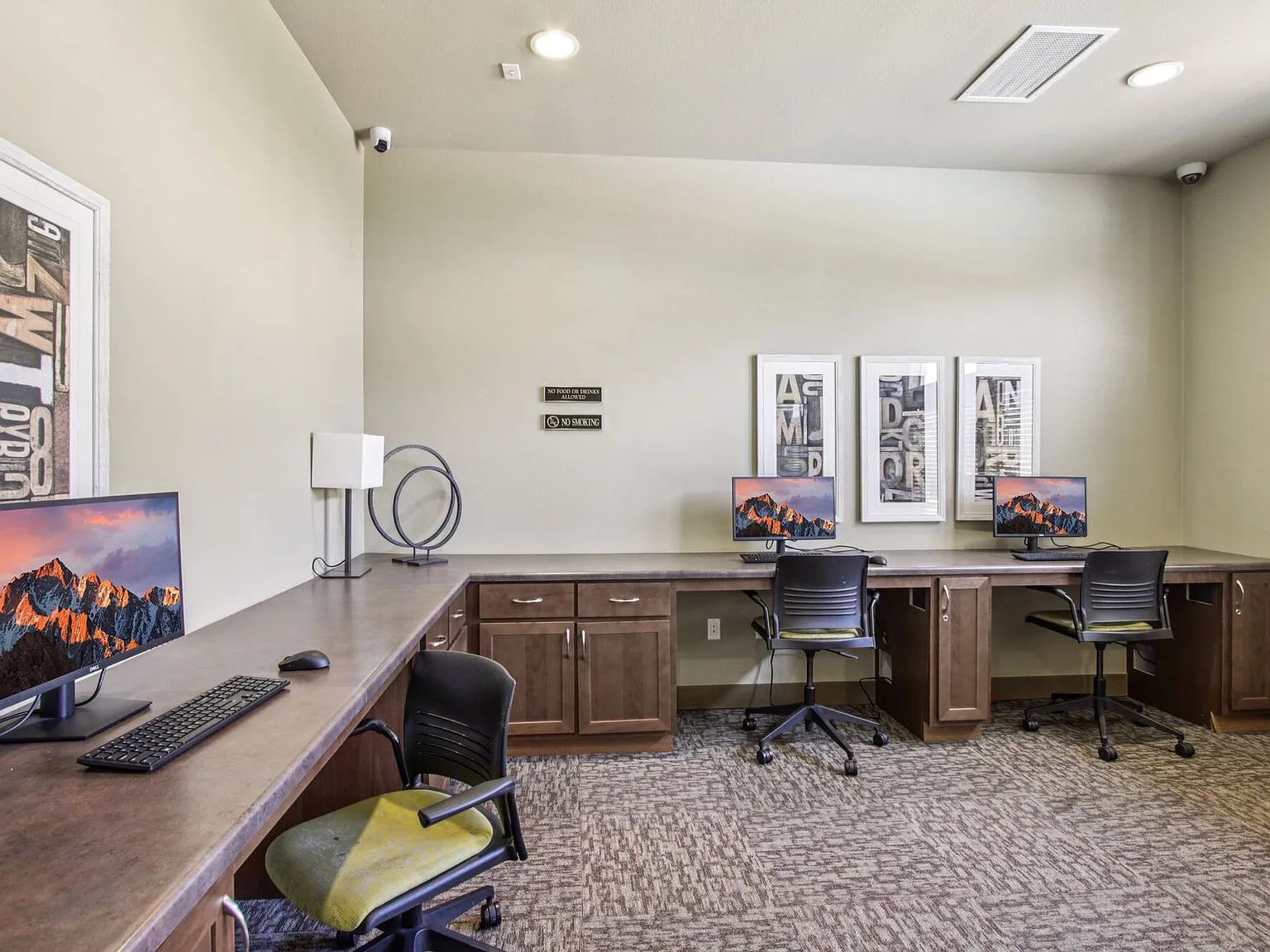 Copper Peak Apartments — Photo 4