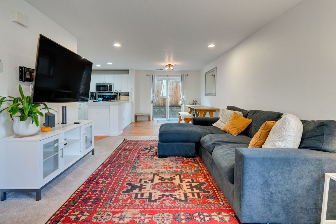 next background image